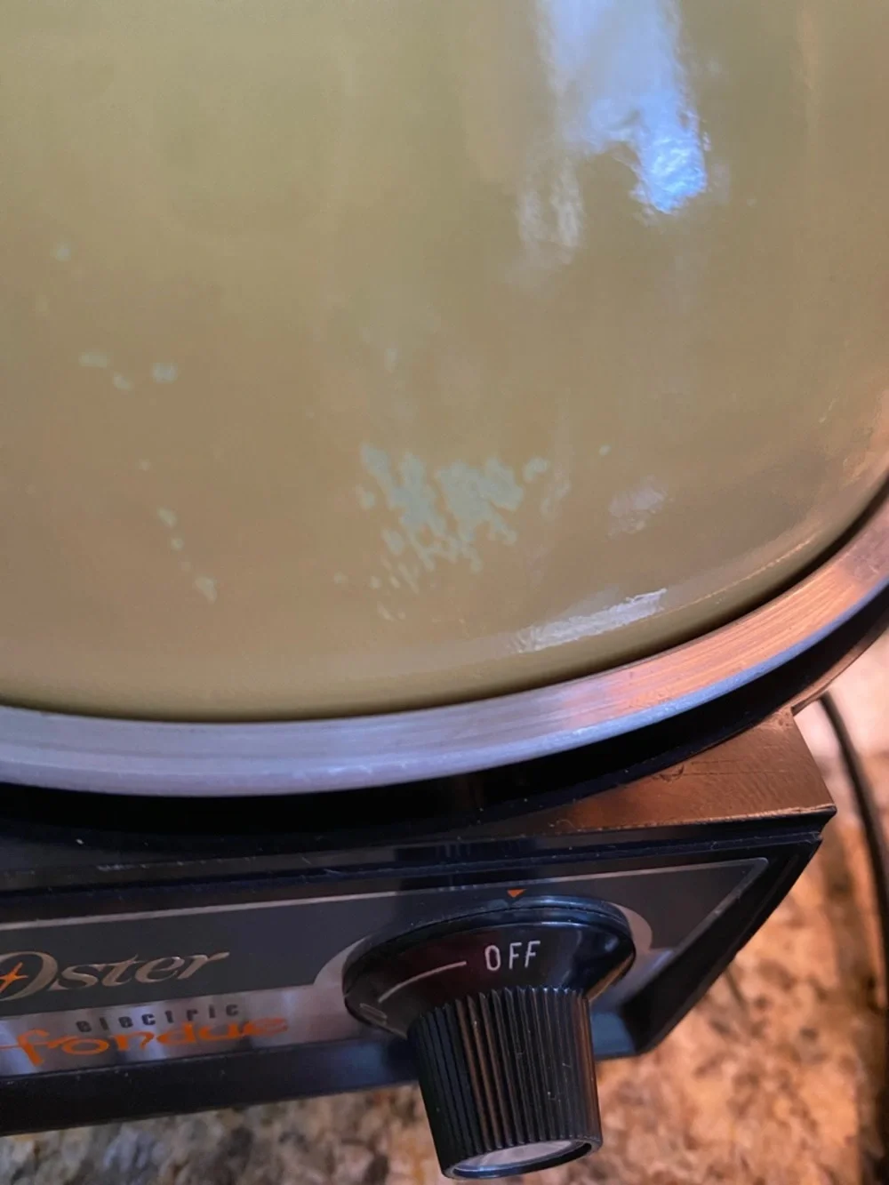 Vintage 70’s iconic Oster Yellow Electric Fondue Pot in great working condition!